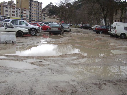 Estado del aparcamiento de La Estacin, junto a Santa Clara, el sbado 22/02/03